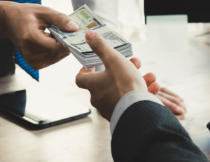 留学生贷款设备最高批5万刀吗